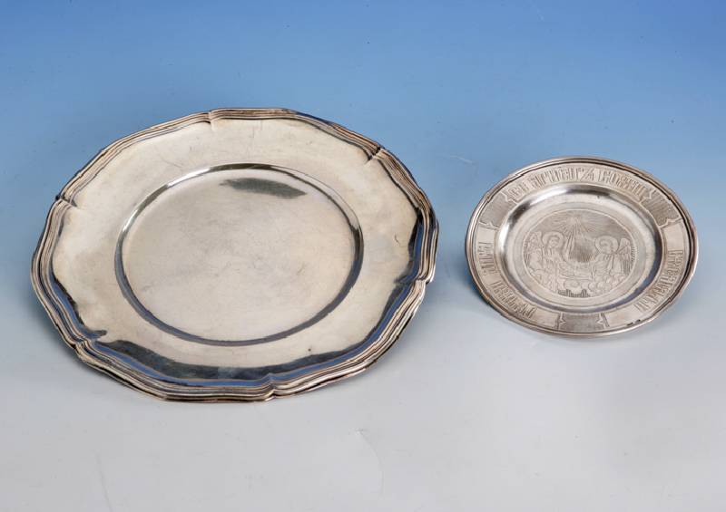 Anbietteller, 830er Silber, 50er Jahre, Wilkens Bremen, Barockstil, Rand min. verbogen, D ca. 27 cm, ca. 385 g, Gebr.-Sp.