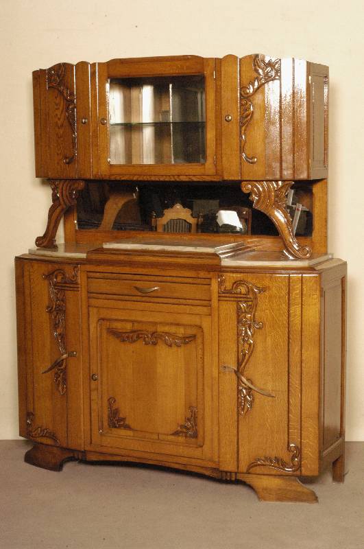 Aufsatzschrank, Frankreich, um 1935/40, spÄtes ArtDeco, Korpus Weichholz/Hartholz, Eiche massiv, komplett auf Rahmen gearbeitet, teilverglast und ...