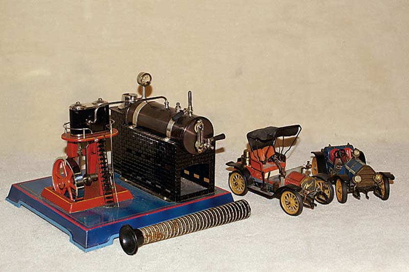 Dampfmaschine, Bing Werke, wohl 30er Jahre, Blech, Dampfturbine (?), im orig. Karton, altersbed. in gutem Zustand, sammelw.