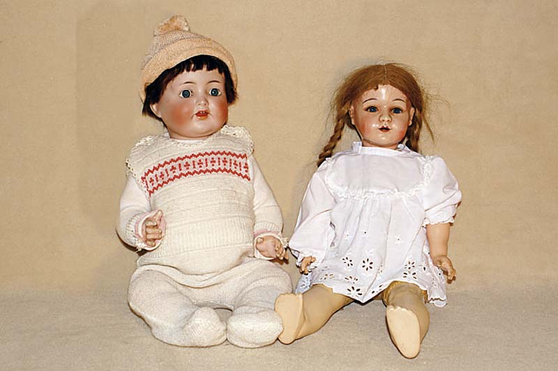 Puppe, SchildkrÖt, um 1920, gemarkt, Kurbelkopf, Arme und Beine Masse, durch Drehbewegung des Kopfes bewegen sich auch die Beine, blaue ...