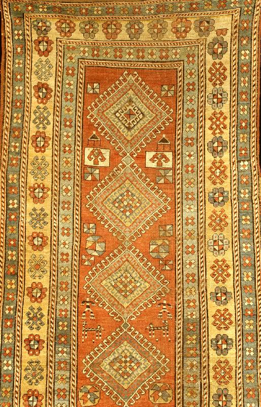 Schulaver Antik, SÜdrußland Zentralkaukasus , Naturfarben, 19.Jahrhundert (um 1890/1900), Wolle auf Wolle, ca. 292 x 130 cm, SchÄtzwert: 7000,- ...