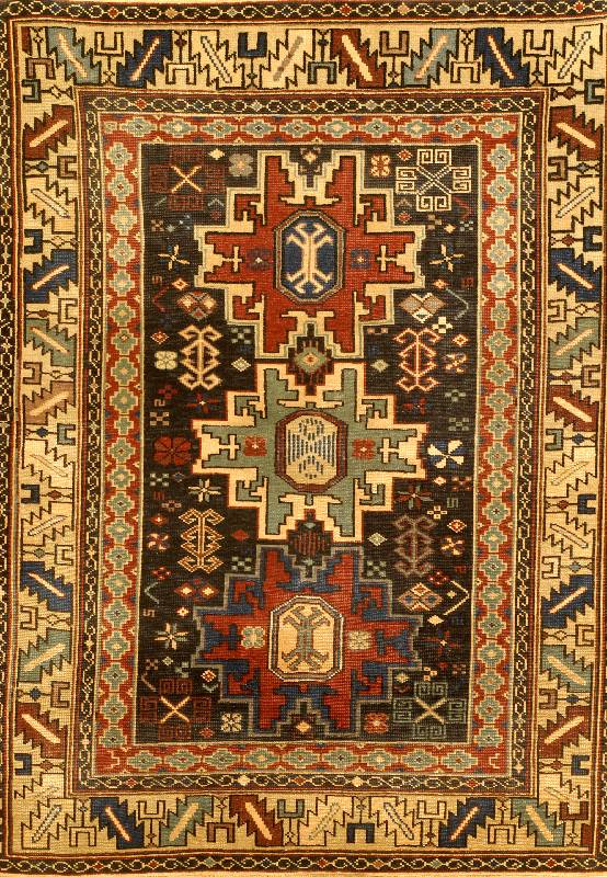 Lesgi Alt, Kaukasus, um 1930, Wolle auf Wolle, ca. 133 x 97 cm, SchÄtzwert: 3600.- EURO, EHZ: 3 (altersbedingt in einen guten Erh ...