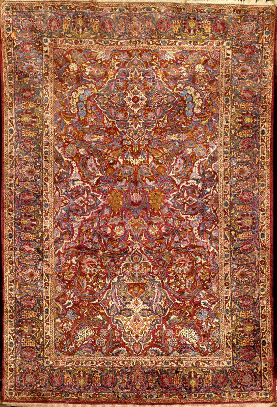 Seiden Keschan Antik, Zentralpersien, reine Pflanzenfarben, um 1900, Naturseide geknÜpft auf Baumwolle, ca. 190 x 133 cm, SchÄtzwert: 1 5000,- ...
