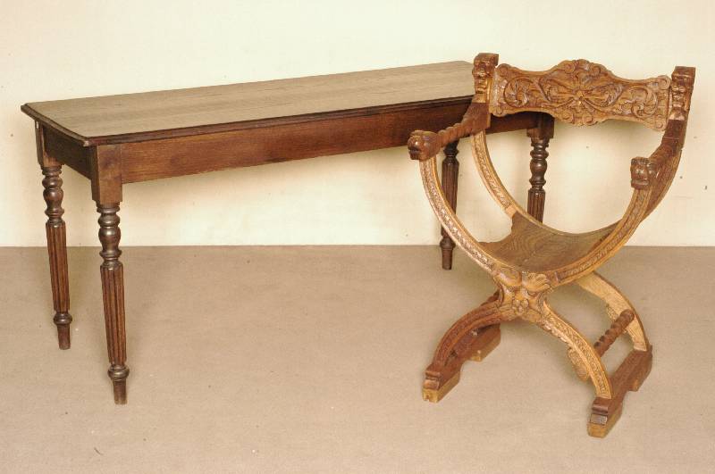 Tisch, deutsch, um 1880, GrÜnderzeit, Eiche massiv, gedrechselte Beine, Platte und gerillte Zarge aus dem Vollholz, schÖne Originalfarbe, ...