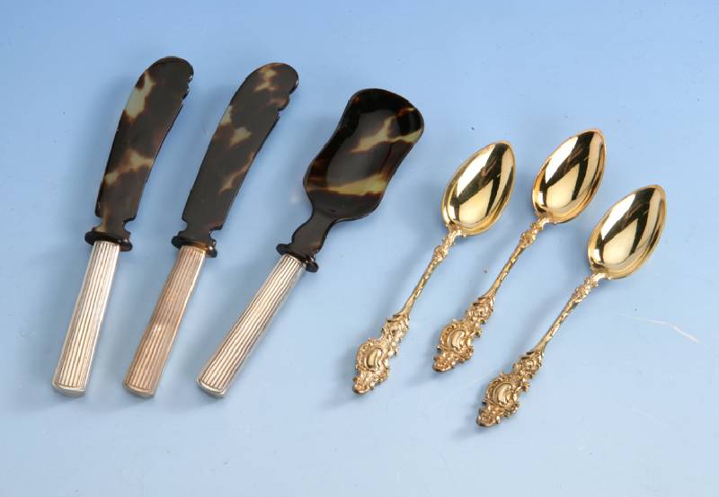 12 KaffeelÖffel, Bruckmann & SÖhne, 800er Silber, um 1890, klassizistisch, vergoldet, Orig.-Etui, Vertreiber E. Klein & Co., Kgl. ...