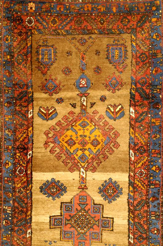 Garadje alt, Persien, ca. 50-60 Jahre, Wolle auf Baumwolle, ca. 460 x 99 cm, SchÄtzwert: 1800.- EURO, EHZ: 3