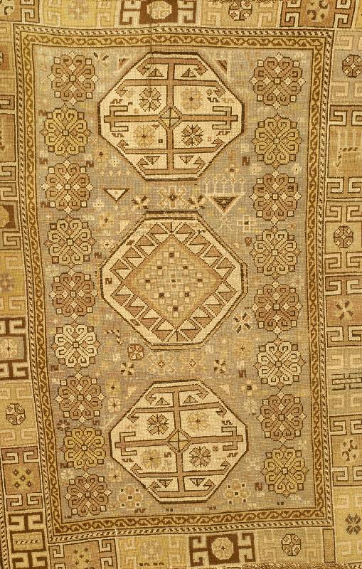 Karabagh Antik, Kaukasus, um 1900, Wolle auf Wolle, ca. 151 x 103 cm, SchÄtzwert: 1400.- EURO, EHZ: 4