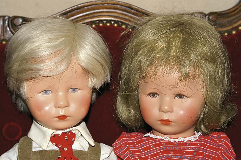 Puppe, KÄthe Kruse, Friedebald, Puppe VIII., um 1952, sog. Deutsches Kind, schmaler gestopfter StoffkÖrper, bemalter Kopf, hellblonde ...