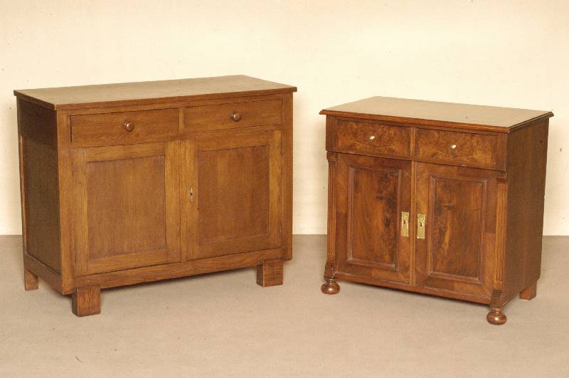 Halbschrank, Holland, um 1910/20, ArtDeco, Korpus Weichholz, Tischlerplatte, z.T. Eichefurnier, Eichenplatte geschliffen, neu lackiert und ...