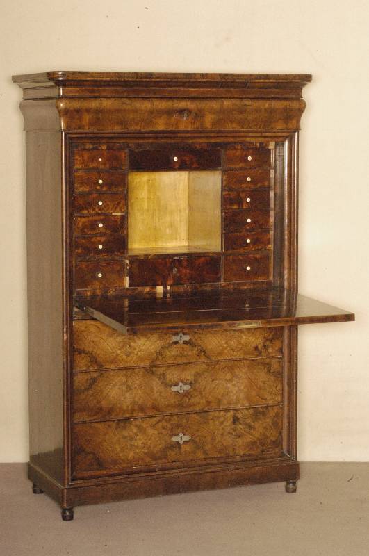 SchranksekretÄr, deutsch/SÜdpfalz, um 1835/40 , 4-schÜbig, sogenannte Rahmenfassung, Schubladenteil geschwungen mit aufgesetzter Zarge, 3-fach ...