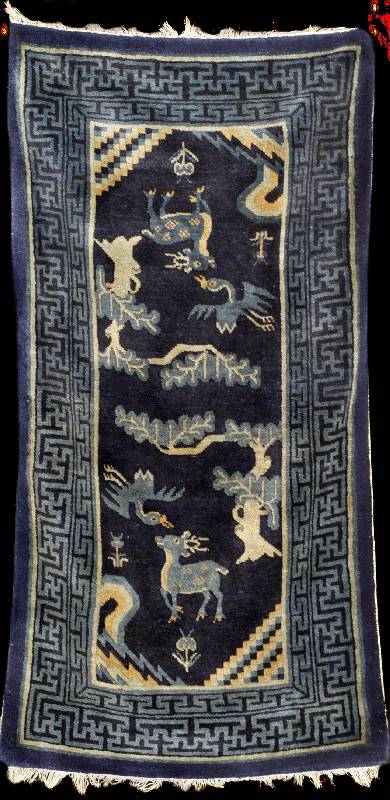 Pow Tow antik, China, um 1900, feine glanzr eiche Wolle geknÜpft auf Baumwolle, ca. 134 x 68 cm, mittelfeine KnÜpfung, feiner Griff, gut e ...