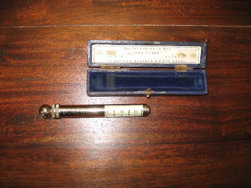LUFTDRUCKPR?FER "Borgward-Hansa" mechanisch mit Etui