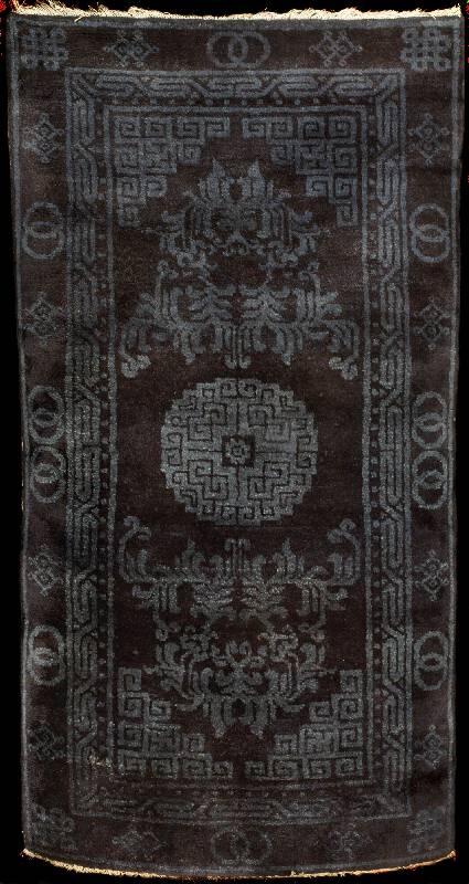 Feiner Pow Tow antik, China, um 1900, feine glanzreiche Wolle geknÜpft auf Baumwolle, ca. 105 x 58 cm, feine feste KnÜpfung, feiner Gri ff, ...