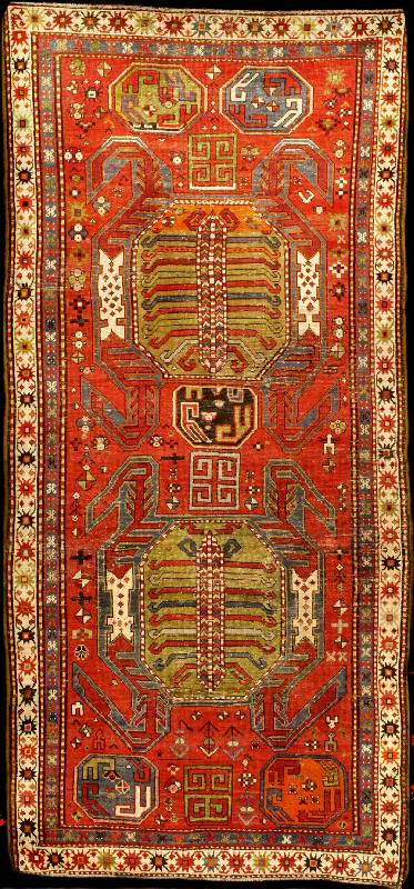 UngewÖhnlicher rotgrundiger Lenkoran antik, Ostkaukasus, um 1900, Wolle geknÜpft auf Woll e, ca. 243 x 114 cm, Erhaltung: 3-4 (gleichmÄß ig ...