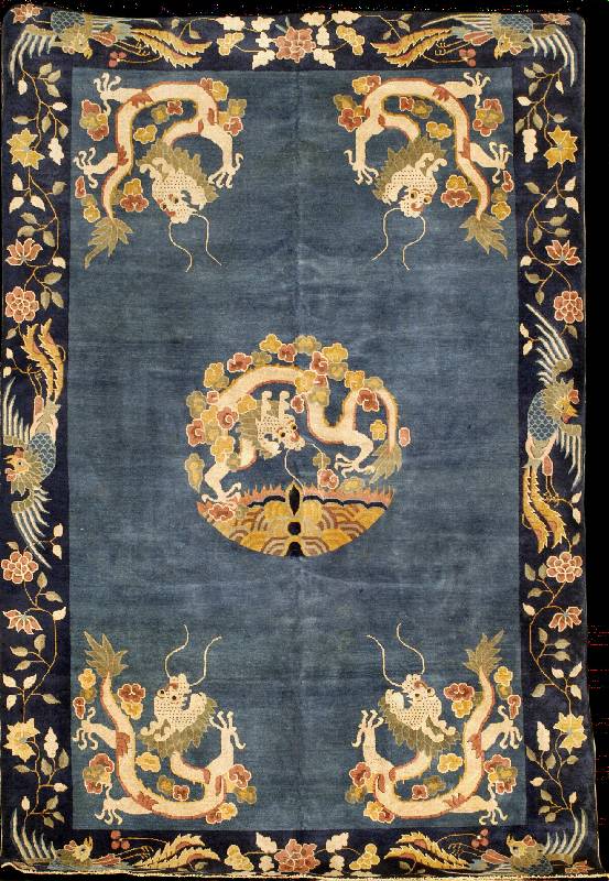 Drachenteppich China antik, China, ende 19. Jahrhundert, feine glanzreiche Wolle geknÜpft auf Baumwolle, ca. 280 x 185 cm (seltenes Form at), ...
