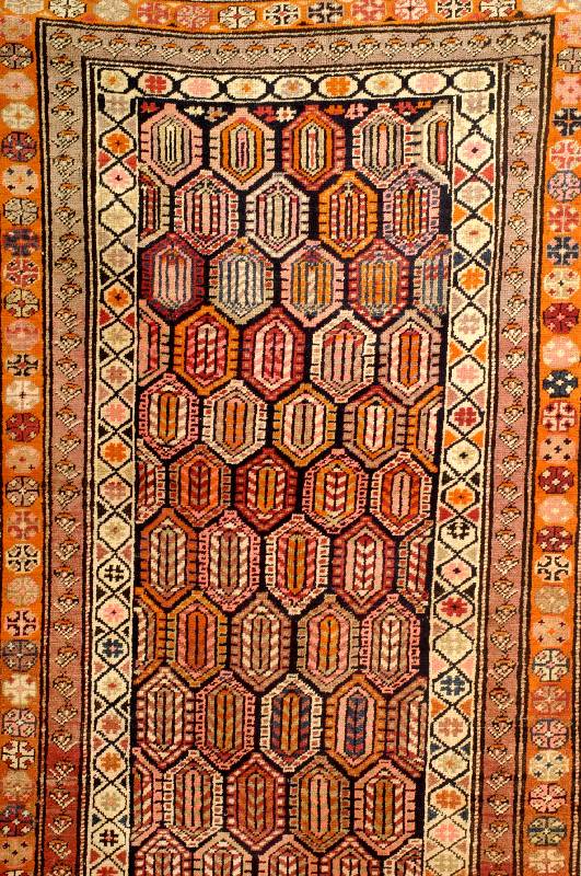 Seltener Karabagh LÄufer alt, Kaukasus um 1920, Wolle auf Wolle, ca. 326 x 107 cm, EHZ: 2-3
