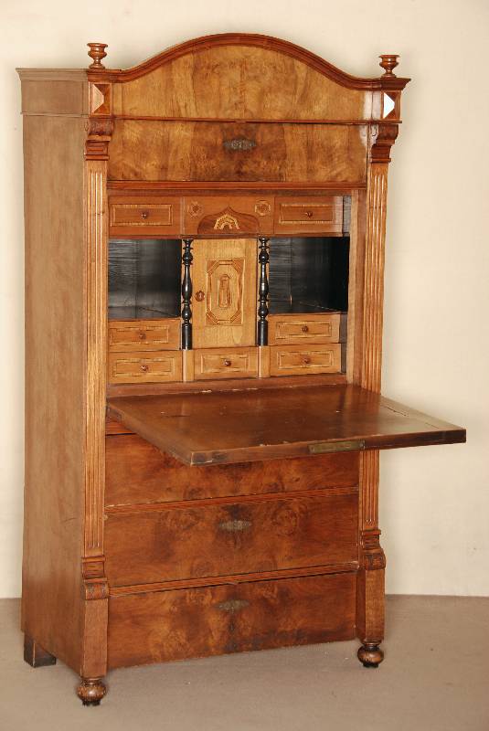 SchranksekretÄr, deutsch, um 1880/90, GrÜnderzeit, Korpus Weichholz, KantenverstÄrkungen in Buche massiv, 3-schÜbig, Kopfteil mit Schublade, ...