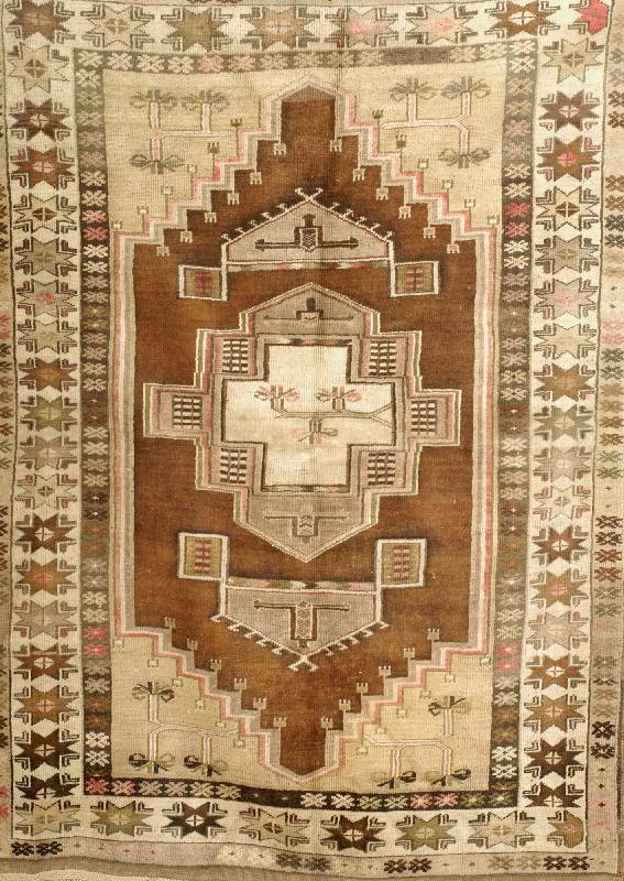 Kars, TÜrkei, um 1920, Wolle auf Wolle, ca. 165 x 124 cm, SchÄtzwert: 1100.- EURO, EHZ: 3