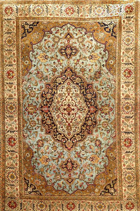 Ghom Seide alt, Persien, um 1940, reine Naturseide, ca. 163 x 107 cm, SchÄtzwert: 3200.- EURO, EHZ: 2