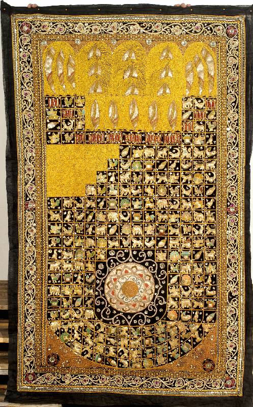 Wandbehang Asien alt, Asien um 1920, metall - u. Steinverziert, ca. 177 x 110 cm, EHZ: 1-2 (sehr guter Zustand), sehr selten u. sammelw., absolutes ...
