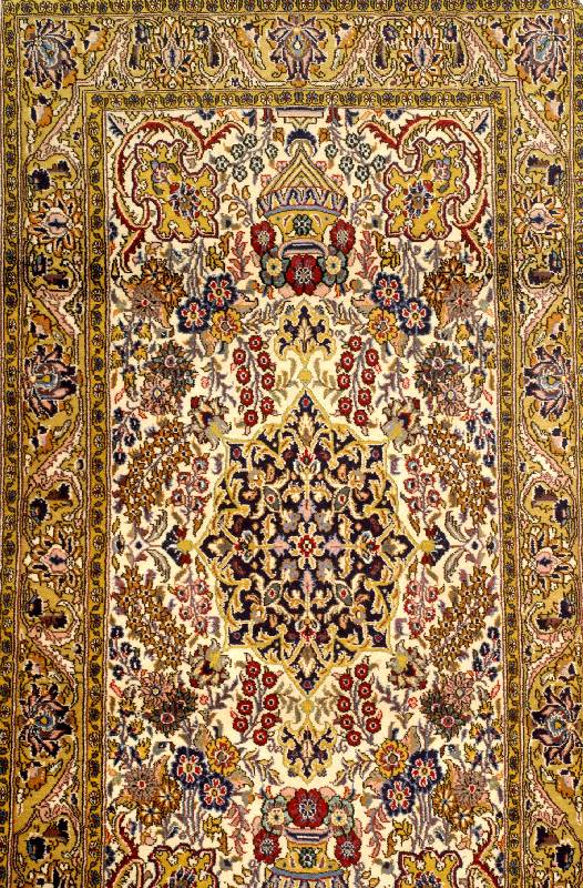 Ghom alt, Persien, ca. 50 Jahre, Korkwolle mit Seide, ca. 190 x 107 cm, SchÄtzwert: 750.- EURO, EHZ: 2