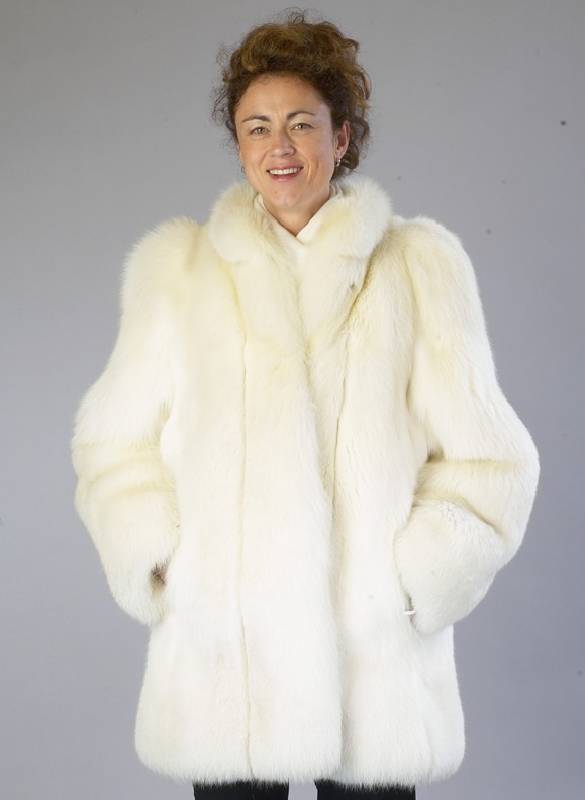 Shadow-Fuchs-Jacke, Gr. ca. 38, kleiner Stehkragen, weite, gerade Ärmel, 2 Einschubtaschen, RÜckenl. ca. 80 cm