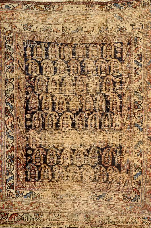 Senneh antik, Persien um 1880, Wolle auf Baumwolle, ca. 149 x 129 cm, EHZ: 5