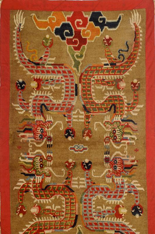 Drachenteppich Tibet antik, Tibet, um 1900, Wolle auf Baumwolle, ca. 167 x 91 cm, Schätzwert: 3800.- EURO, EHZ: 2