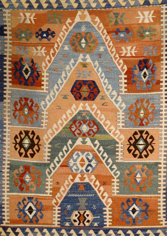 Gebetskelim Bergama alt, TÜrkei, um 1930, Wolle auf Wolle, ca. 144 x 119 cm, SchÄtzwert: 2200.- EURO, EHZ: 2, enden untergenÄht