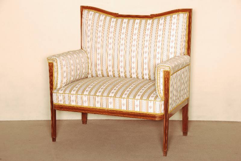 2-sitzer Sofa, deutsch, um 1900, Empirestil, Palisander massiv, z.T. furniert, konische FÜße, eingelegt mit Intarsien, Rahmen mit ...