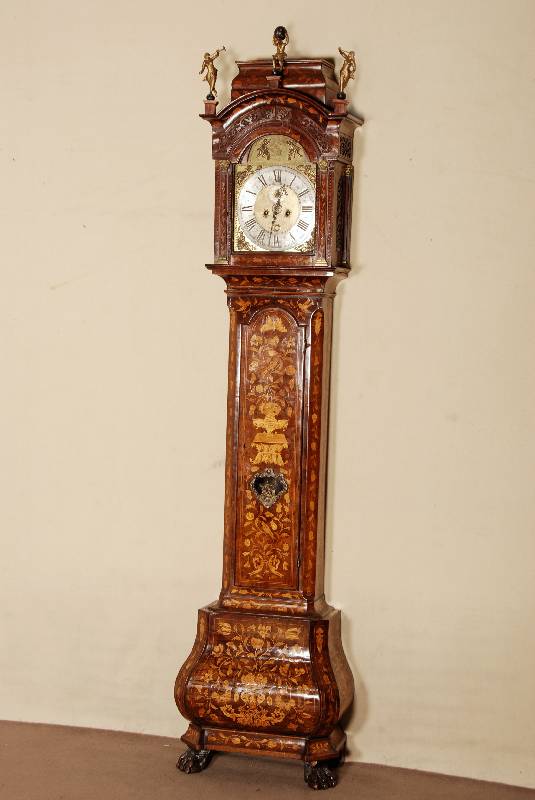 Bodenstanduhr, Holland, um 1760, Barock, prunkvolles Werk signiert H. van Voorst, Messing und Bronze graviert, rÖmische Zahlen, ...