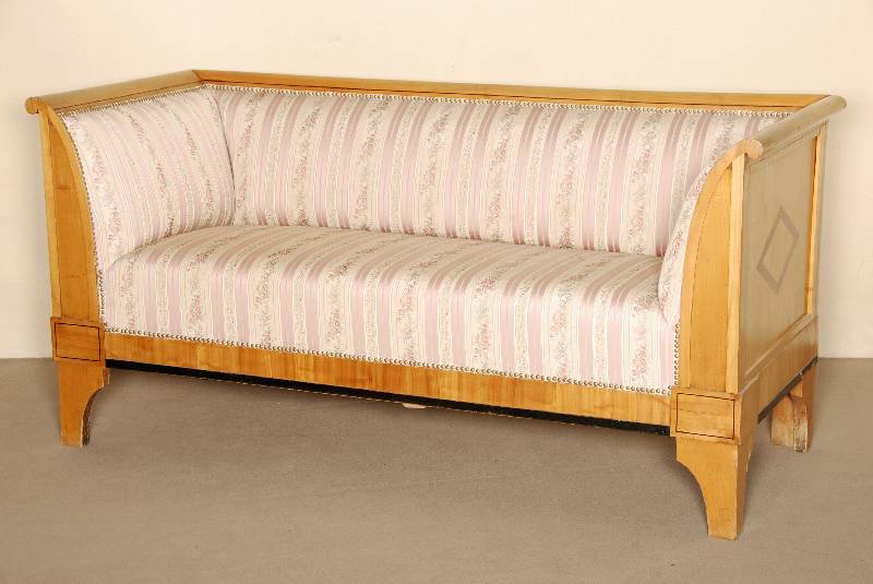 2-sitzer Sofa, deutsch/MÜnchen, um 1904/06, sogenanntes 2. Biedermeier, Kirschbaum massiv, Front Kirschbaumfurnier gespiegelt verlelgt, ...