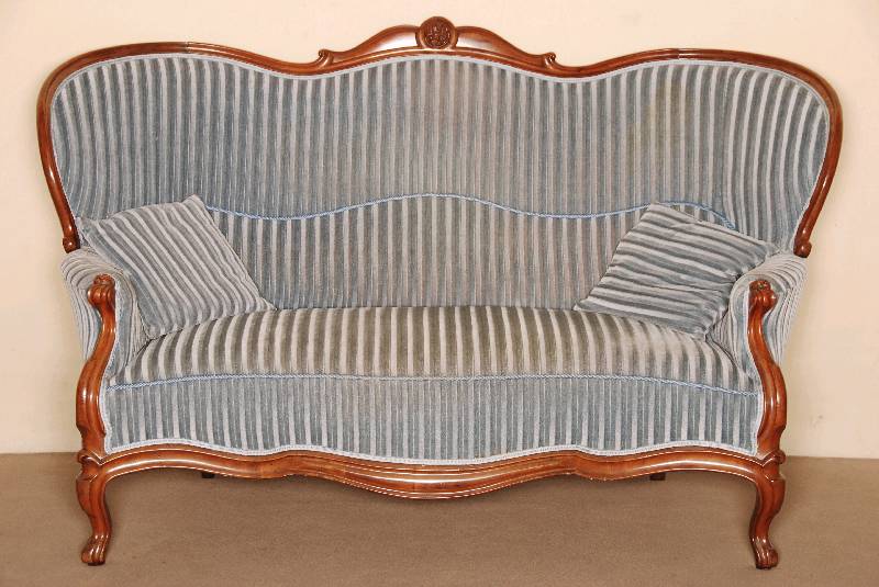 2-sitzer Couch, deutsch, um 1835/45, Gestell Mahagoni massiv, von ausgesuchter QualitÄt, doppelt und 3-fach geschweift, Rahmen einfach bzw. ...