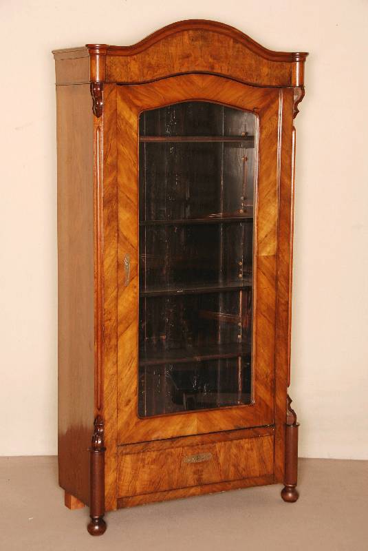 Schrank, deutsch, um 1870, 1-tÜrig, Korpus Weichholz, Mahagonifurnier, Louis-Philippe, Lisenen abgeschrÄgt, mit aufgesetzten Profilleisten, in ...