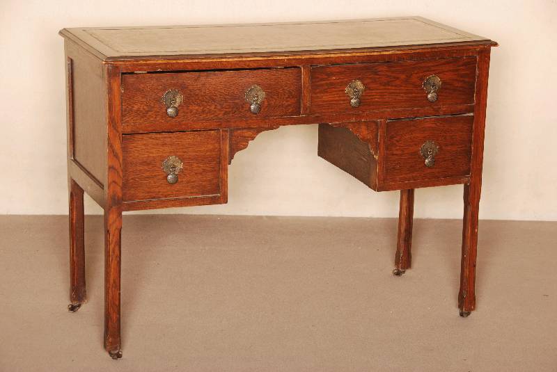 Sideboard, England, um 1890/1910, viktorianisch, Eiche massiv, typische Verarbeitung, 4-schÜbig, Schieberollen, Ledereinlage punziert und gold ...