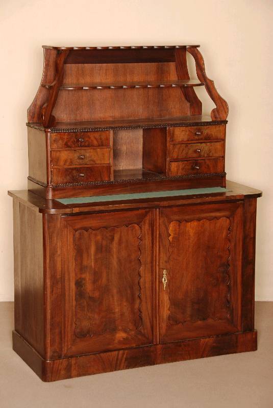 DamensekretÄr, deutsch, um 1850/60, SpÄtbiedermeier, Korpus Weichholz, Mahagoni gespiegelt furniert, Unterteil 2-tÜrig mit BrezelfÜllungen, ...