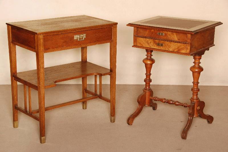 JugendstilnÄh- bzw. schreibtisch, deutsch, um 1902/04, starker DarmstÄdter Einschlag, Eiche massiv, Eichefurnier, original BeschlÄge , ...