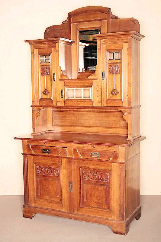 Vielzweckaufsatzschrank, sÜddeutsch, um 1904/08, Korpus Weichholz und Eiche, sogenanntes Satinholz z.T. gespiegelt verlegt, aufgesetzte ...