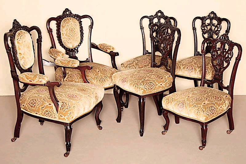 Detail a: Sofagarnitur, England, um 1880, viktorianisch, Kubamahagoni massiv, bestehend aus Sofa, zwei Sesseln und vier StÜhlen und zwei StrickstÜhlen, ...