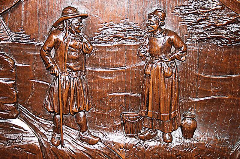 Detail a: Schrank, Frankreich, um 1880, bretonisch, Kastanienholz massiv, auf Dackelbeinen, Front 2-tÜrig, in der Mitte Schublade, Front mit Schnitzereien ...