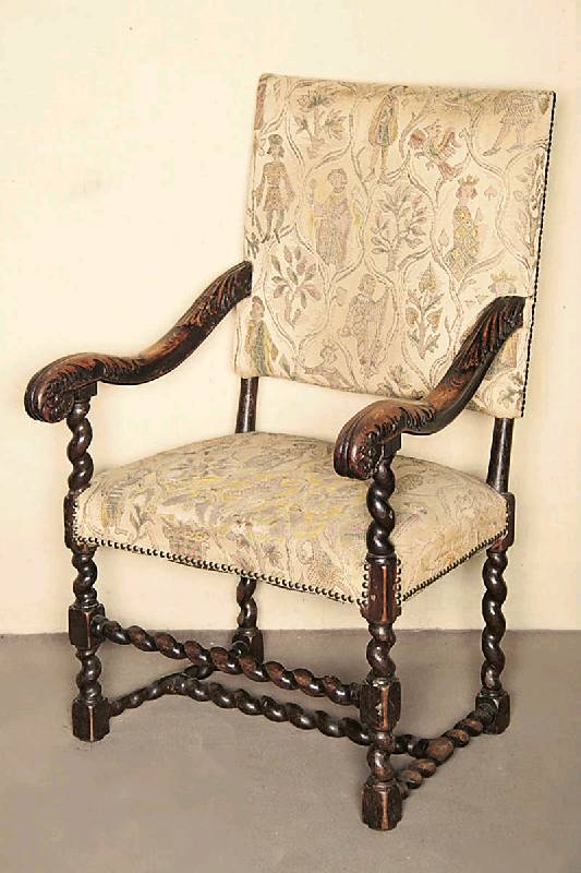 Stuhlsessel, norddeutsch, um 1880/90, nach dem Vorbild von 1700/20, Gestell Eiche massiv, reiche Drechselarbeit, gedrechselte Elemente in sich ...