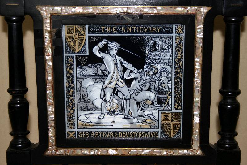 Detail a: Vier Salonstühle, England, um 1865/70, Gestell Edelhölzer mit Metallintarsien, reiche Drechselarbeit, schwarz gelackt, mit eklektizistischem ...