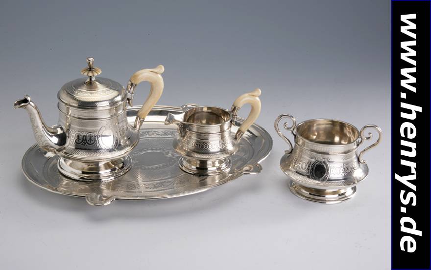 4-teiliges Teeset, Österreich/Wien 1867-1882, 830er Silber, guill., klassizistisch, Griffe und Deckelhabe Elfenbein, Meistermarke TD = wohl Thomas ...