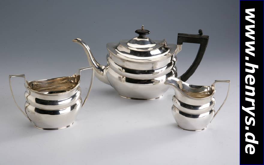 3-teiliges Teeservice, London 1913, 925er Silber, Meistermarke David Munsey, Cambridge, stellte vor allen Dingen Silber- gefäße und -schalen her, ...
