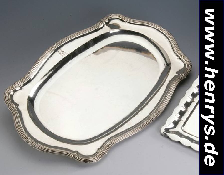 Große Platte, deutsch um 1900, 950er Silber, Vertreiber: Netter MANNHEIM, Kreuzbanddekor, reine Handarbeit, Bes.-Monogr., l. verbeult, ...