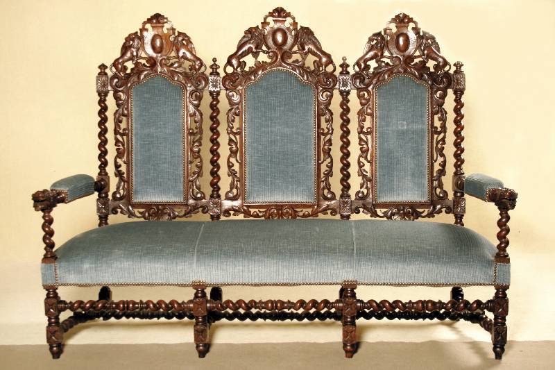 Sofa, deutsch, um 1880, Danziger Barockstil, Eiche massiv, Korpus stark gedrechselt, korkenzieherförmige Rückenlehne mit Druchbruchschnitzereien, ...