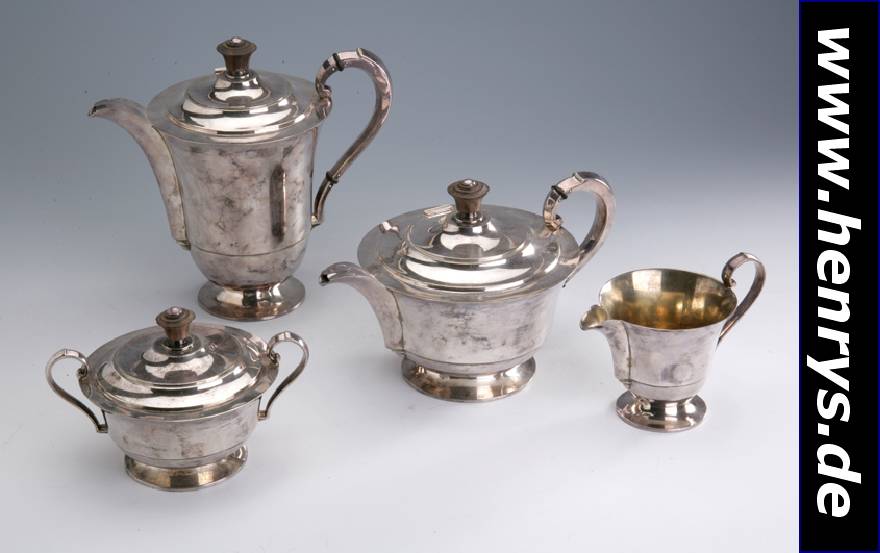 4-tlg. Kaffee-/Teeset, Bruckmann & Söhne, deutsch 1931/32, 835er Silber, Art-Deco, Nähe zu Robert Edler, Werksentwurf, zylindrisch l. geschweifte ...