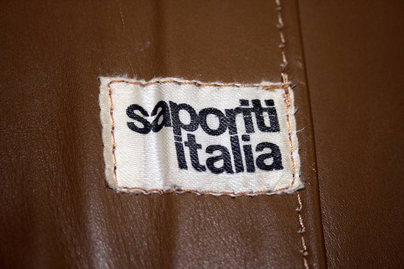 Detail a: Fünf Freischwinger, Saporiti Italia/Modell Lens, Design by Giovanni Offredi, Entwurf 70er Jahre, Unterseite mit Herstelleretikett, Gestell Stahl ...