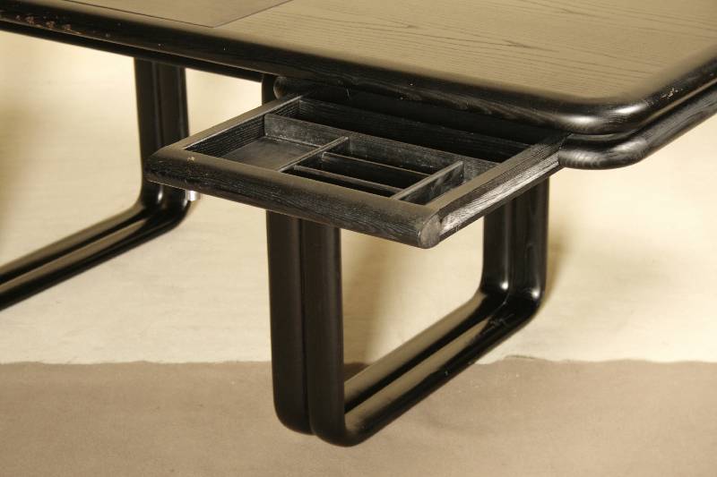 Detail b: Schreibtisch, Rosenthal/Modell Hombre, 80er Jahre, signiert Rosenthal Einrichtungen, Burkhard Vogtherr, Eiche massiv/Tischlerplatte, Eichefurnier, ...