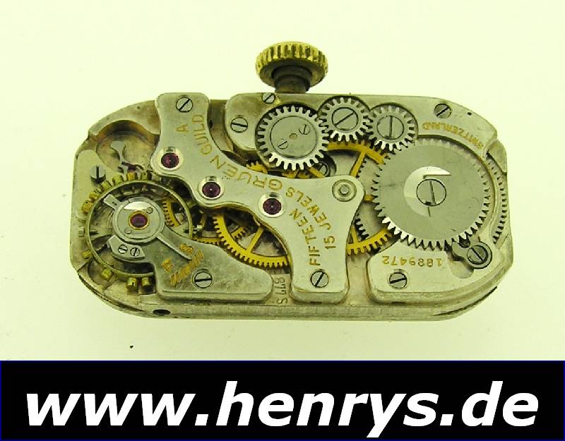 Detail d: ALPINA/GRUEN Herrengoldarmbanduhr, sog. Doctors-Watch, Schweiz für den dtsch. Markt um 1935, 585/000 GG, rectangulär, M. ca. 44 x 20 mm, Boden ...